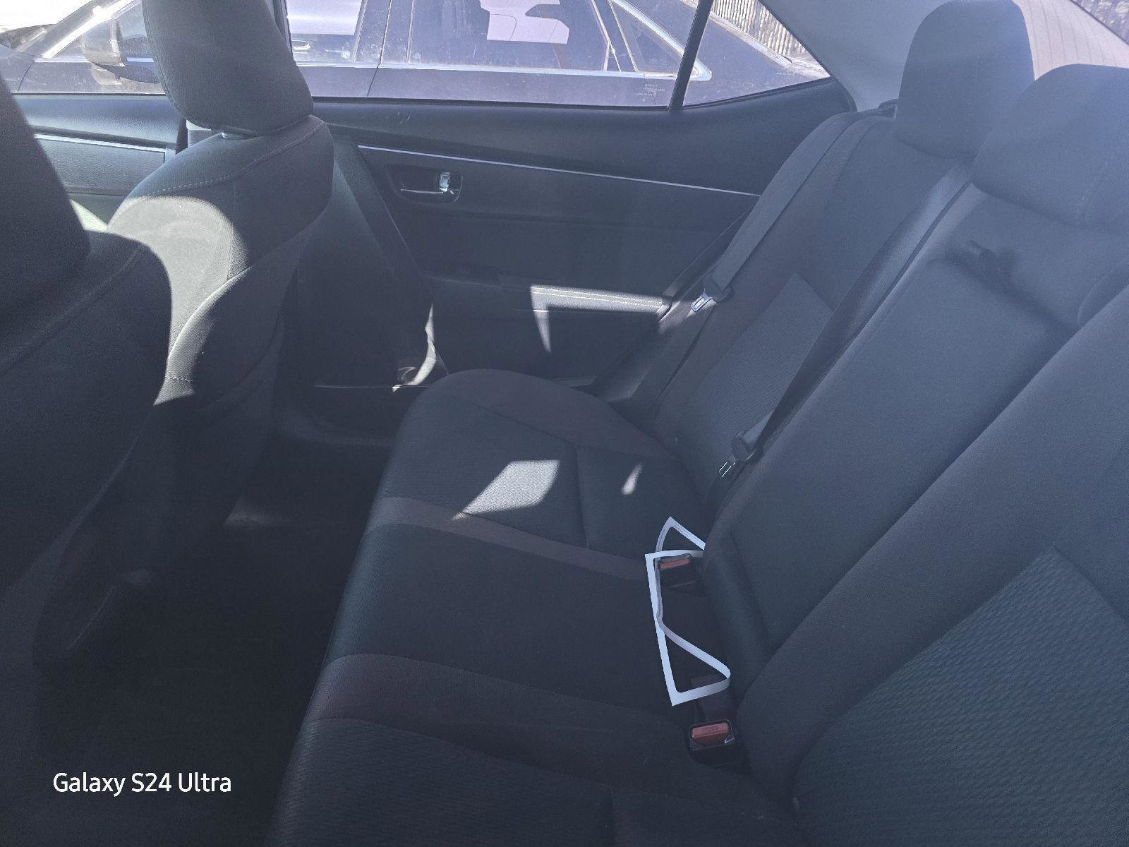 Used 2018 Toyota Corolla LE image 8