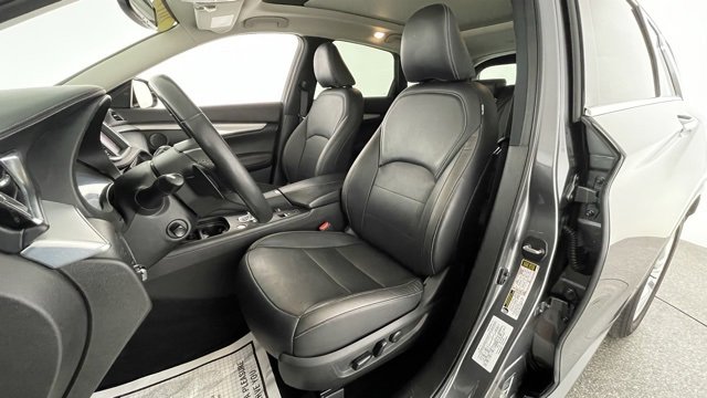 Used 2019 INFINITI QX50 Essential image 33