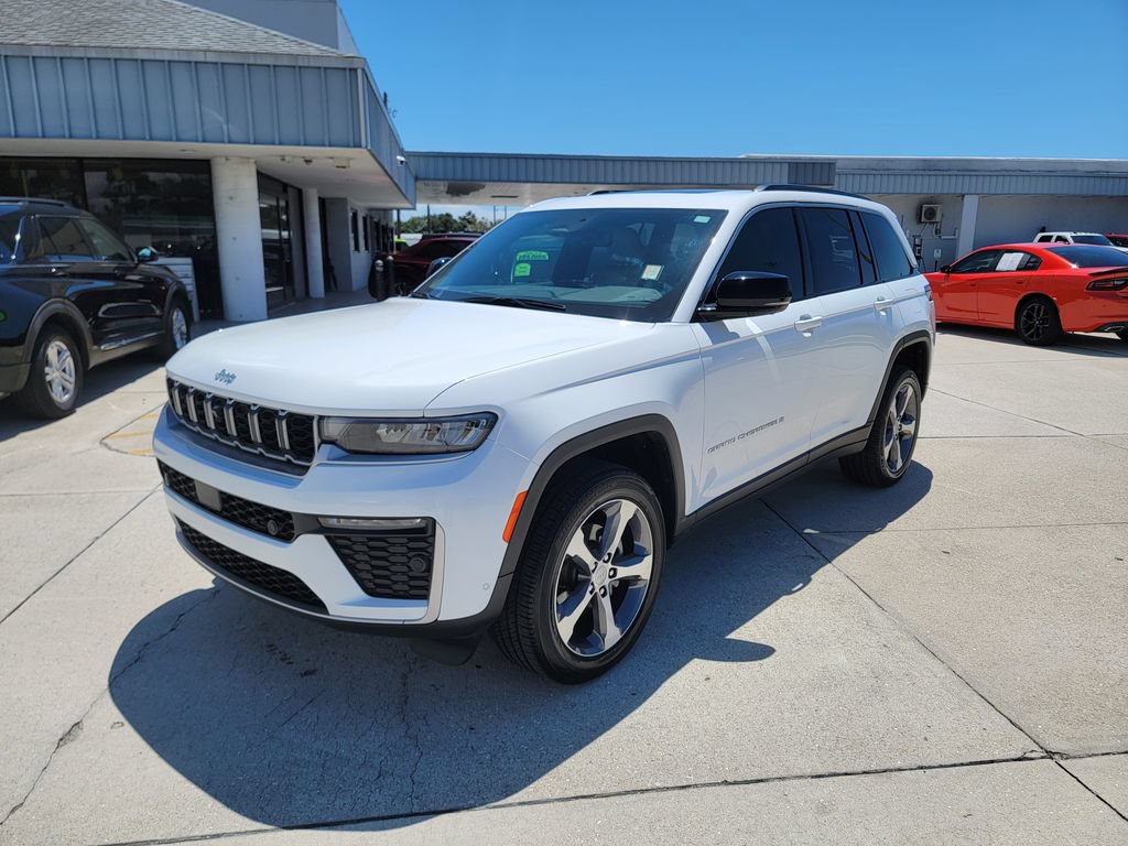 Used 2026 Jeep Grand Cherokee Limited w/ Luxury Tech Group II