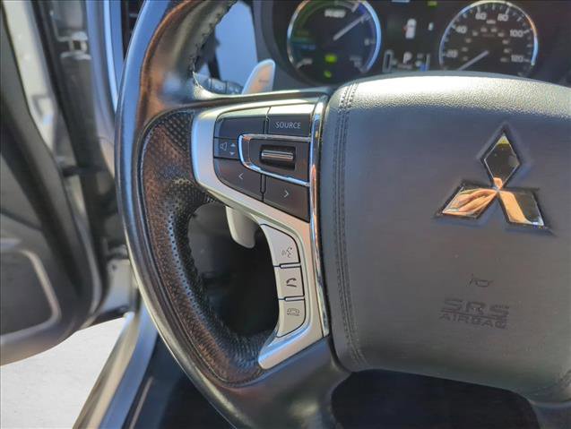 Used 2022 Mitsubishi Outlander SEL image 13