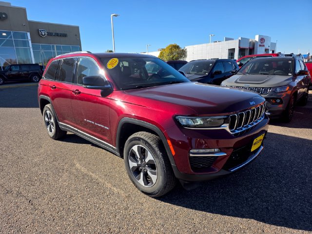 Used 2022 Jeep Grand Cherokee Limited 4xe AWD/4WD image 5