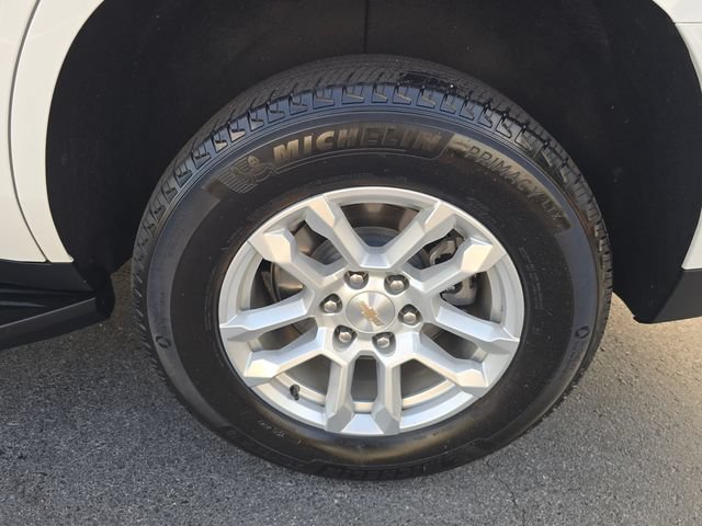 Used 2025 Chevrolet Tahoe LT RWD image 13