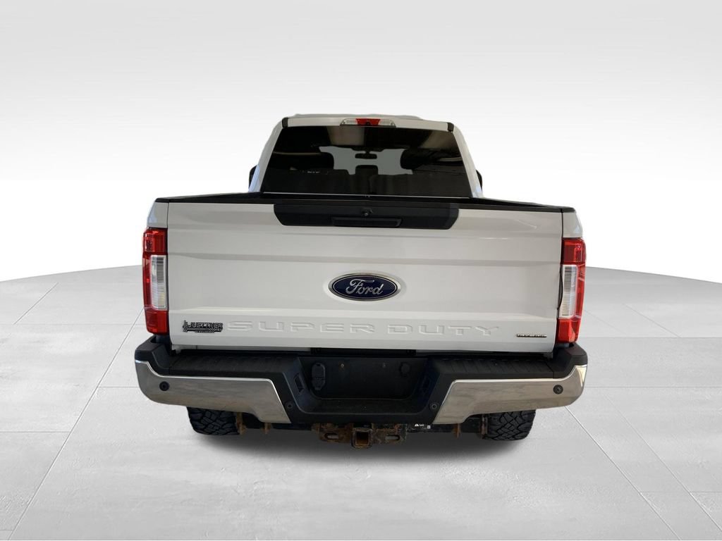Used 2017 Ford F250 XLT w/ XLT Value Package AWD/4WD image 9
