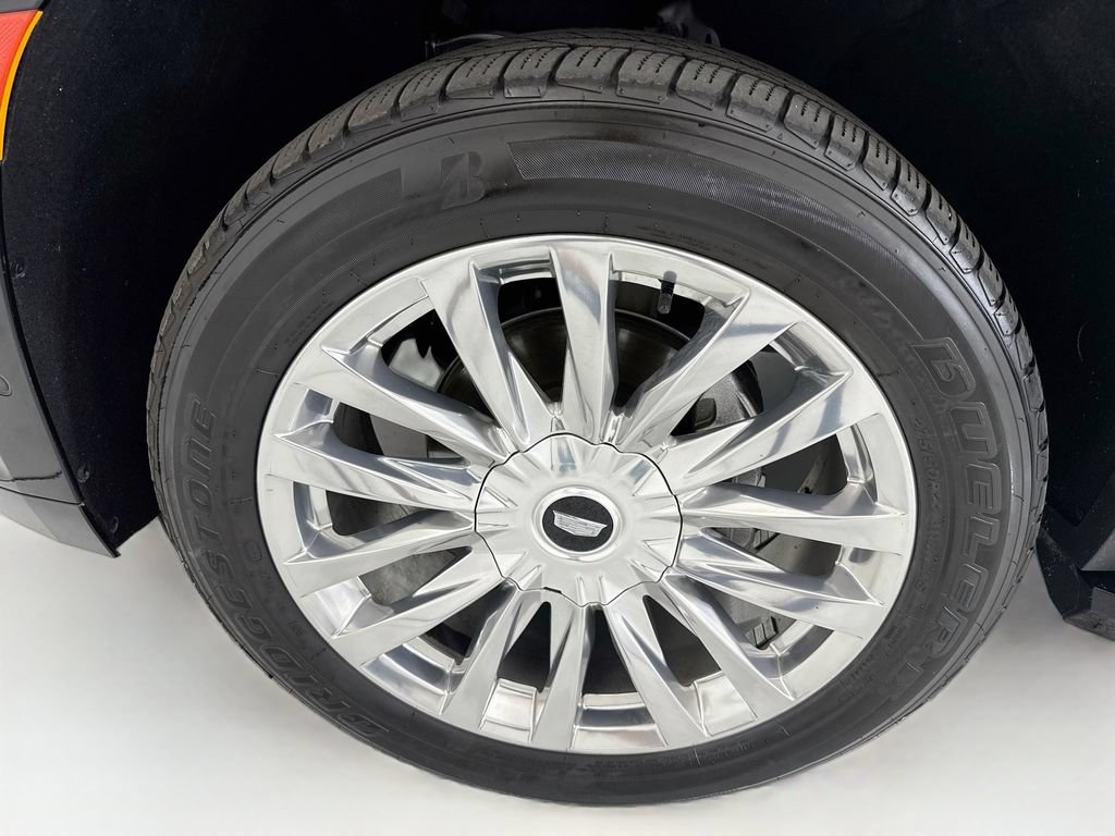Used 2023 Cadillac Escalade Premium Luxury w/ LPO, Floor Liner Package AWD/4WD image 30