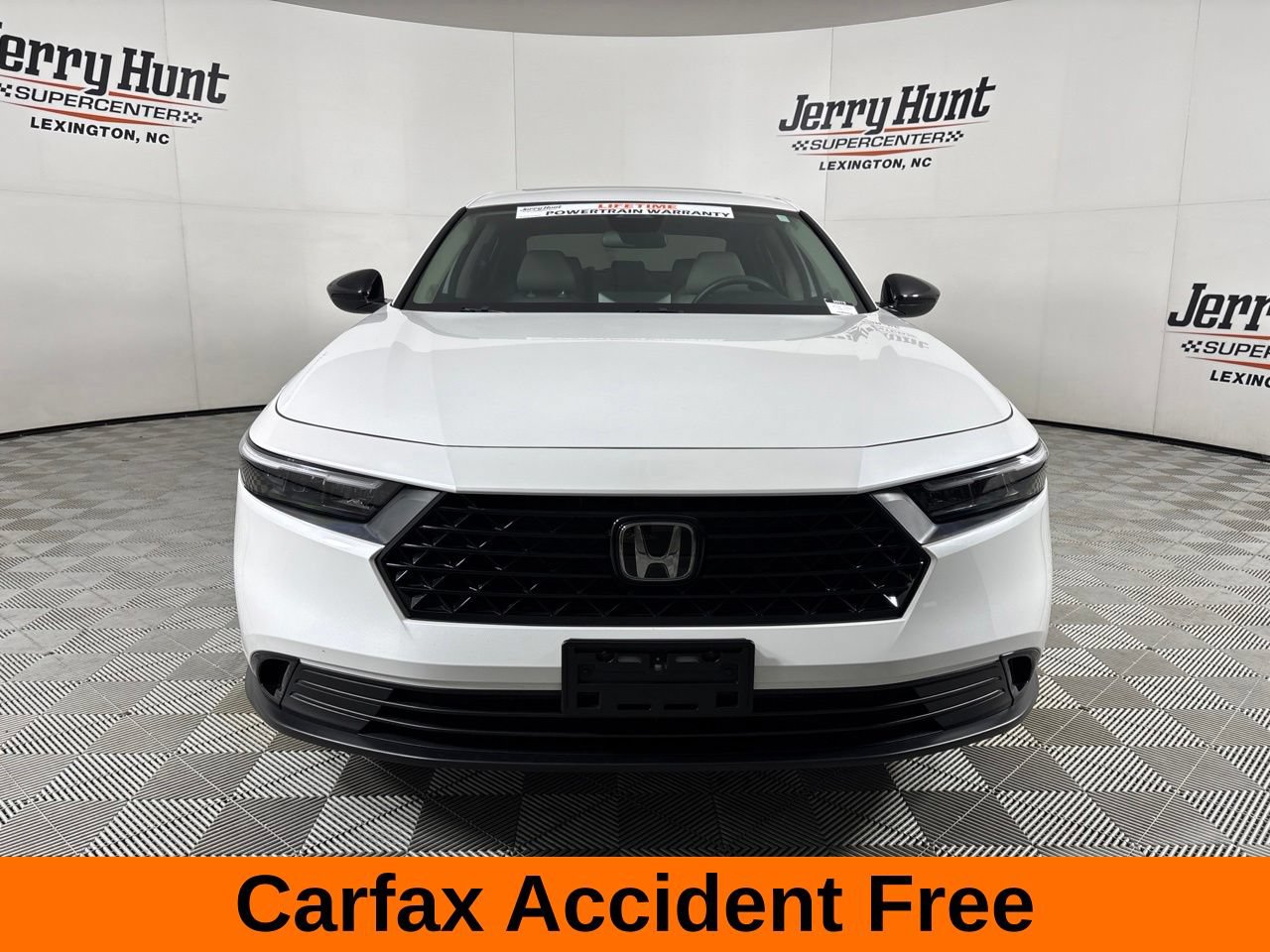 Used 2025 Honda Accord SE image 3