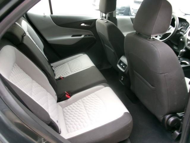 Used 2020 Chevrolet Equinox LS FWD image 19