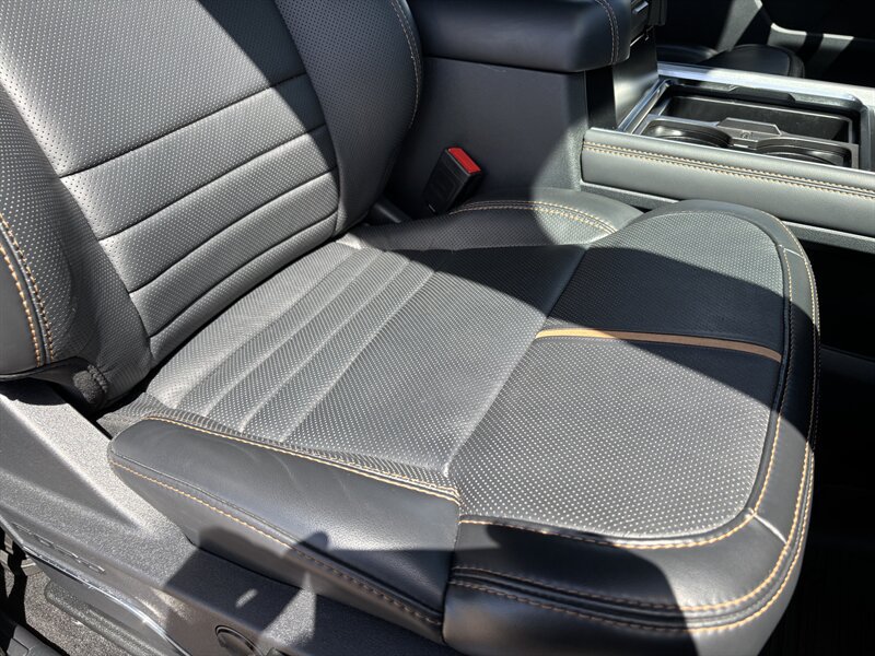 Used 2023 Ford F350 Platinum w/ Tremor Off-Road Package AWD/4WD image 36