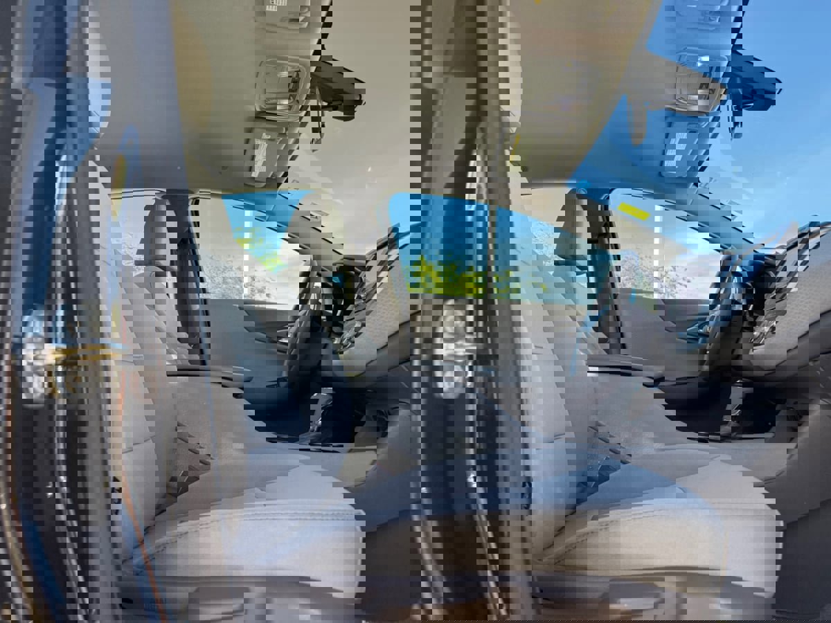 Used 2017 Chevrolet Malibu LS image 19