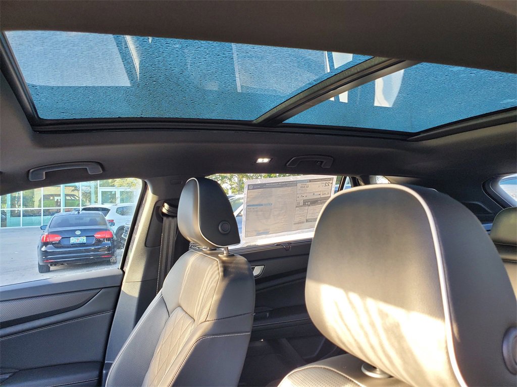 New 2026 Volkswagen Atlas Cross Sport SEL Premium R-Line image 8