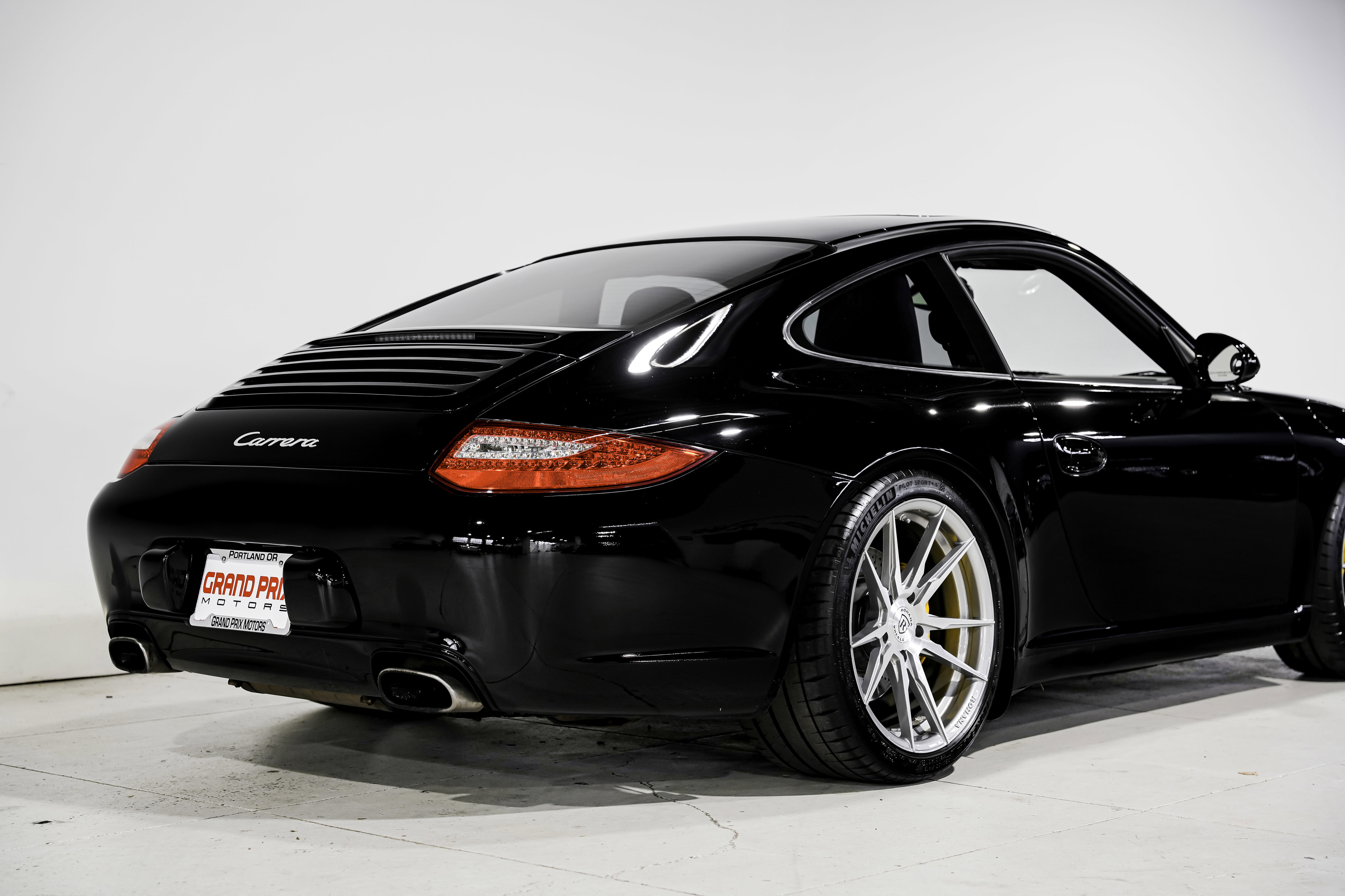 Used 2009 Porsche 911 Carrera image 32