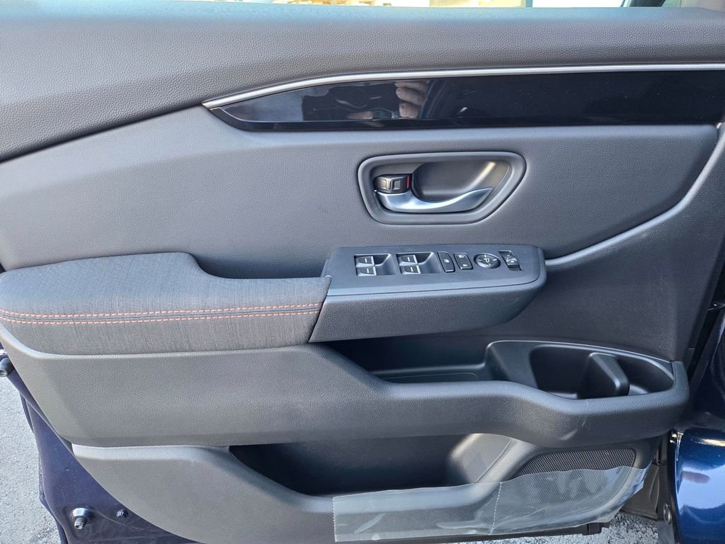 New 2025 Honda Pilot Sport image 17
