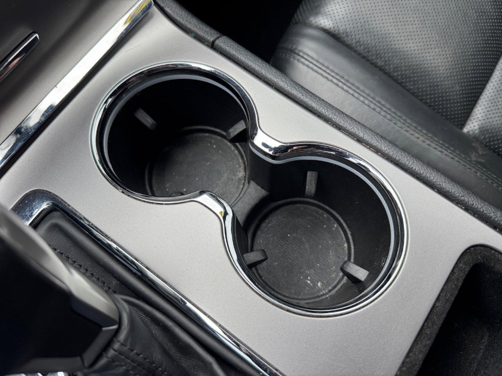 Used 2020 Jeep Grand Cherokee Limited w/ Luxury Group II image 28