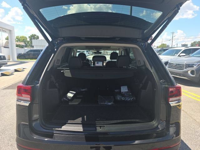 Used 2026 Volkswagen Atlas SE FWD image 9