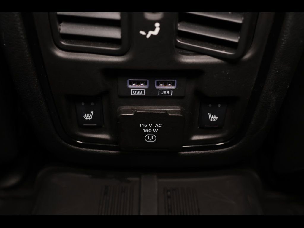 Used 2024 Dodge Durango GT AWD/4WD image 33
