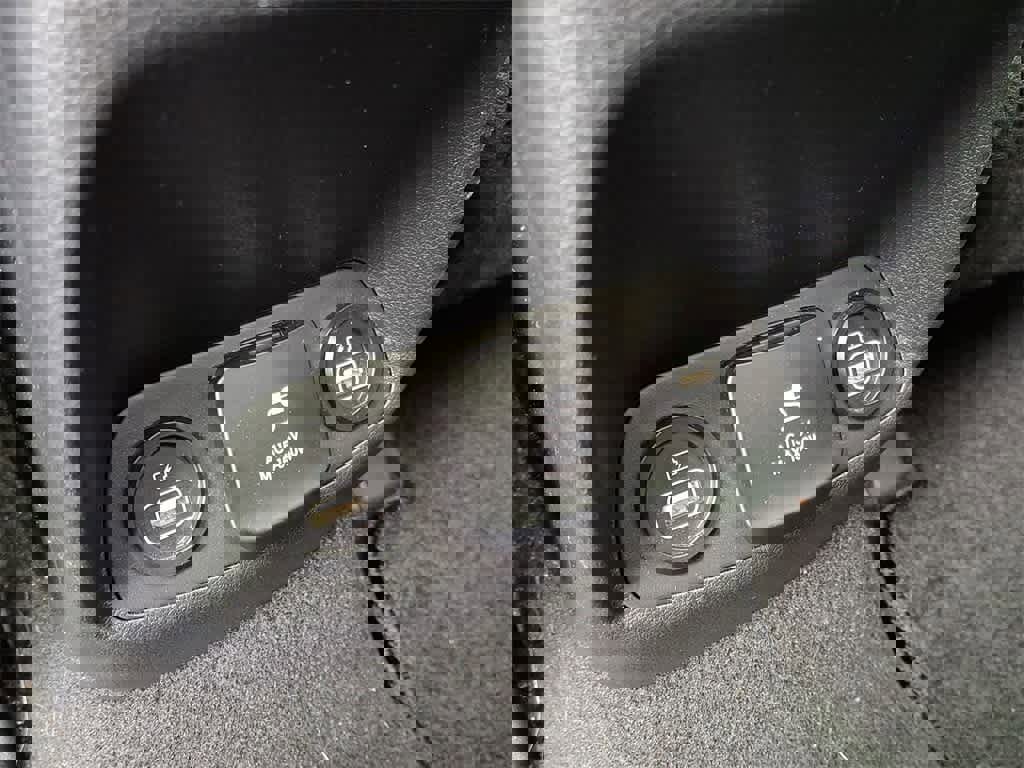 Used 2021 Hyundai Santa Fe Limited image 13