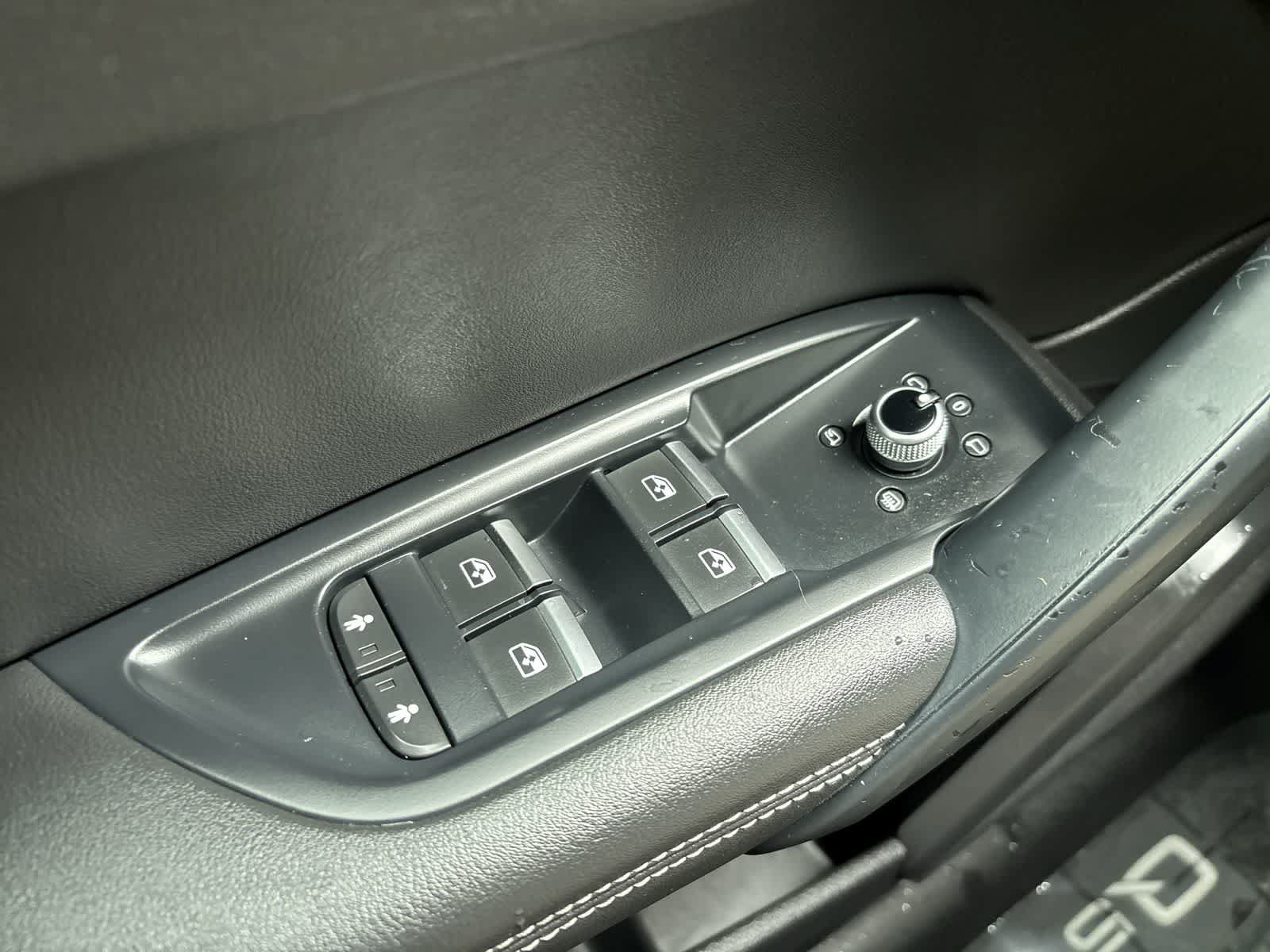 Used 2021 Audi Q5 2.0T Premium Plus AWD/4WD image 12