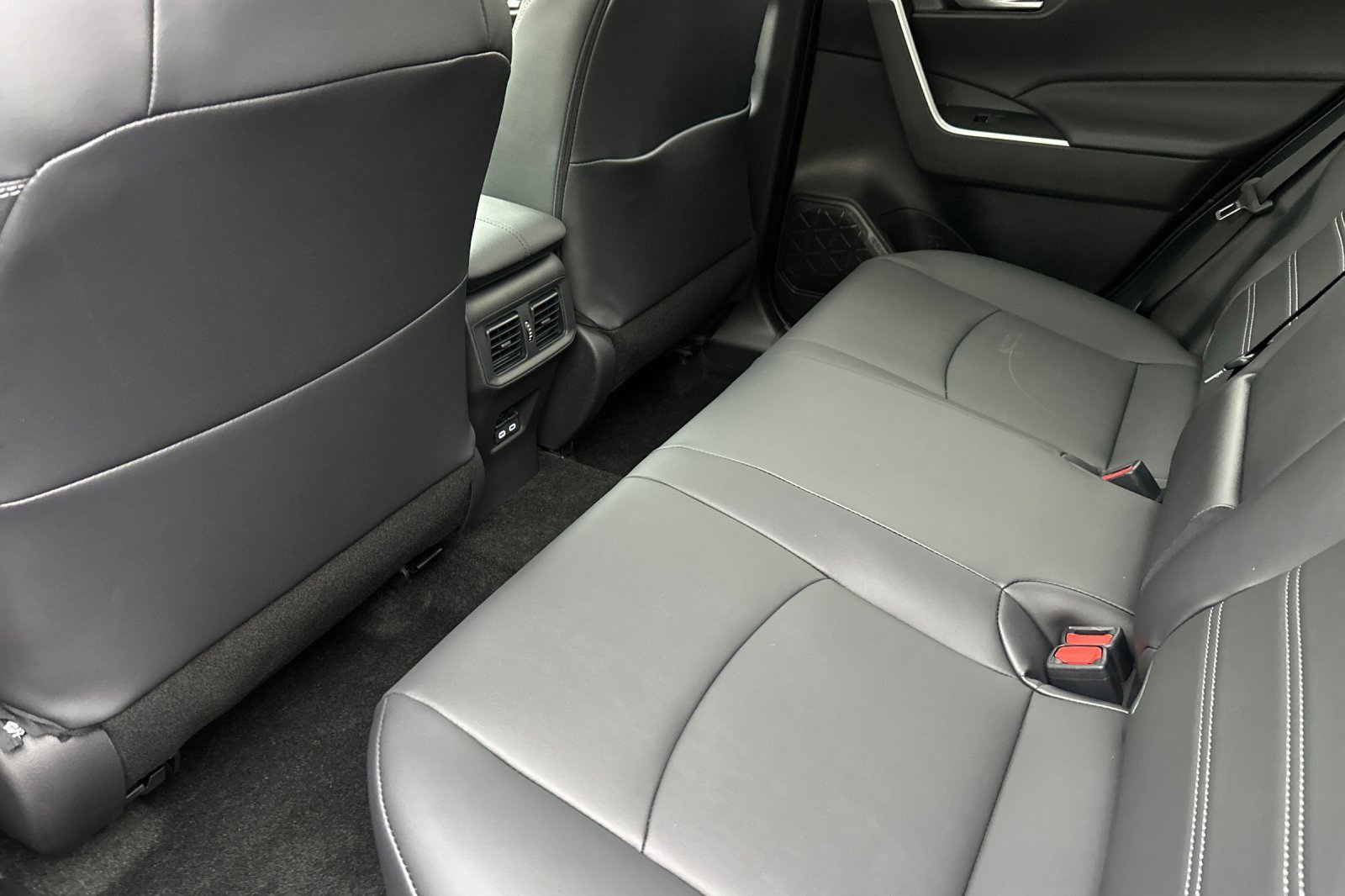 New 2025 Toyota RAV4 XLE Premium image 12