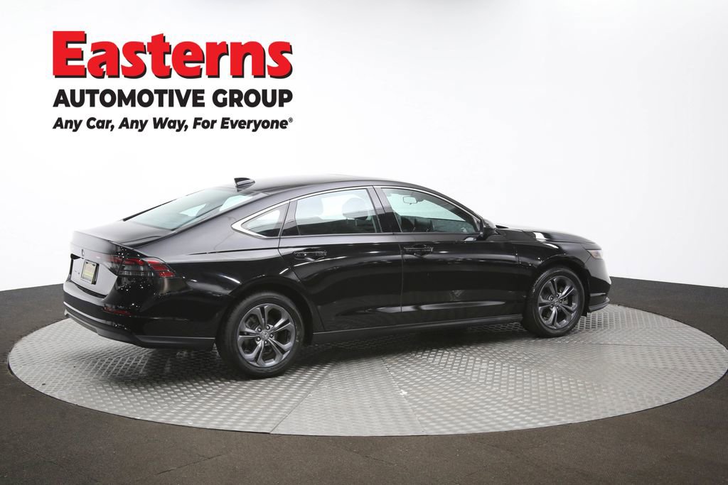 Used 2023 Honda Accord EX image 32