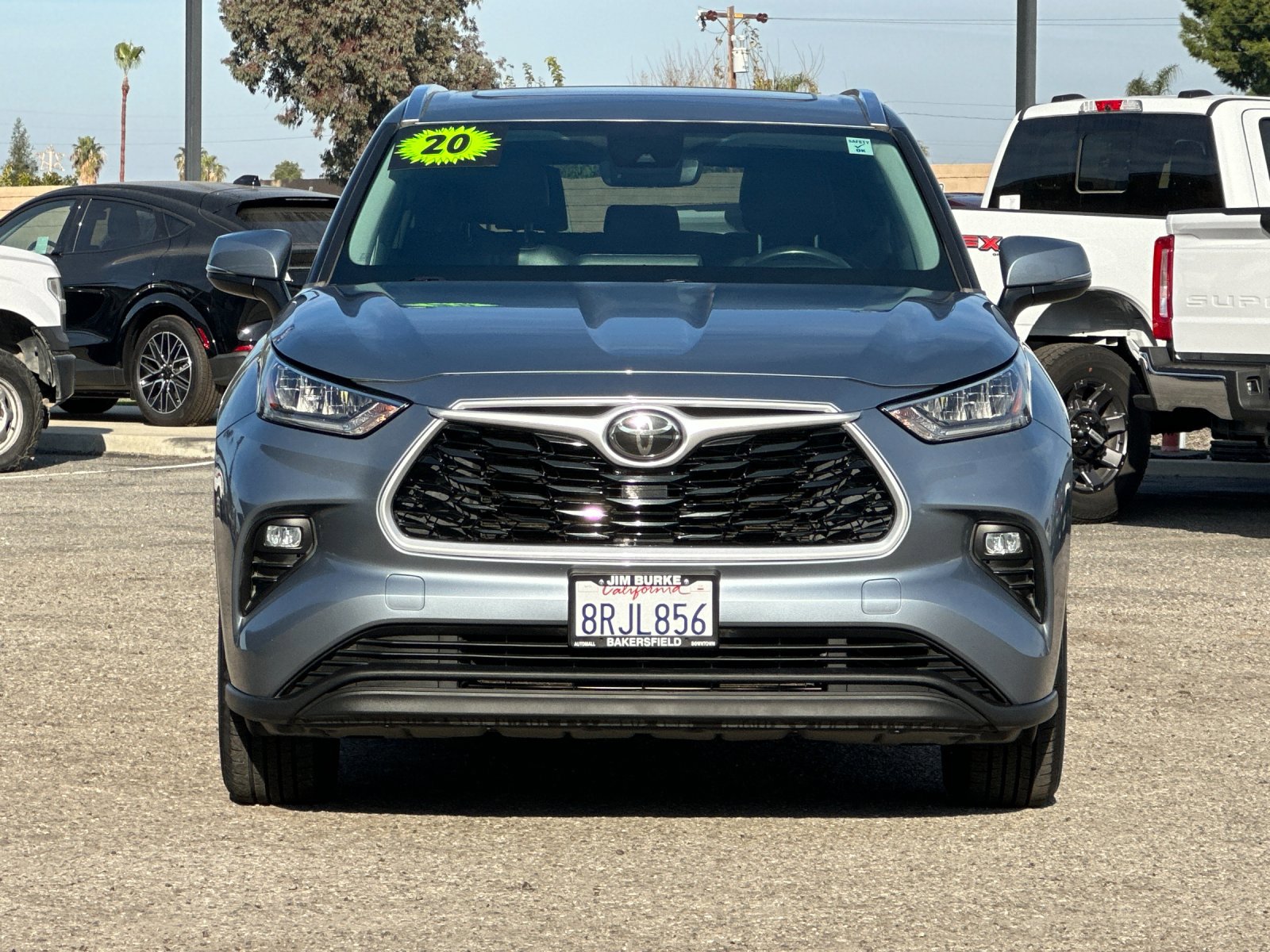 Used 2020 Toyota Highlander XLE image 9