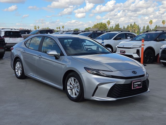 Used 2025 Toyota Camry LE FWD image 3