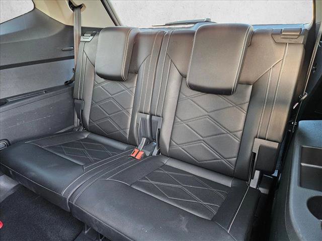 Used 2025 Volkswagen Atlas SE AWD/4WD image 19