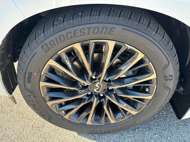 New 2026 INFINITI QX80 Autograph w/ Premium Cargo Package image 9