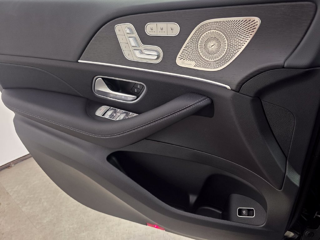 New 2027 Mercedes-Benz GLS 450 4MATIC image 19