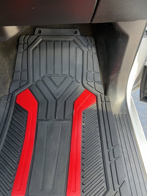 Used 2018 Chevrolet Silverado 2500 LT image 17