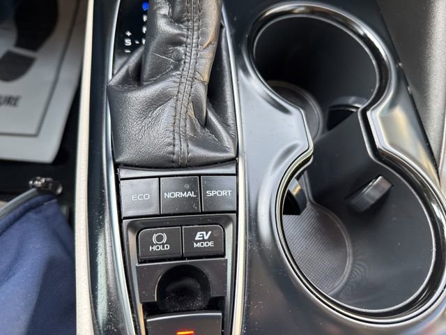 Used 2020 Toyota Camry LE image 36