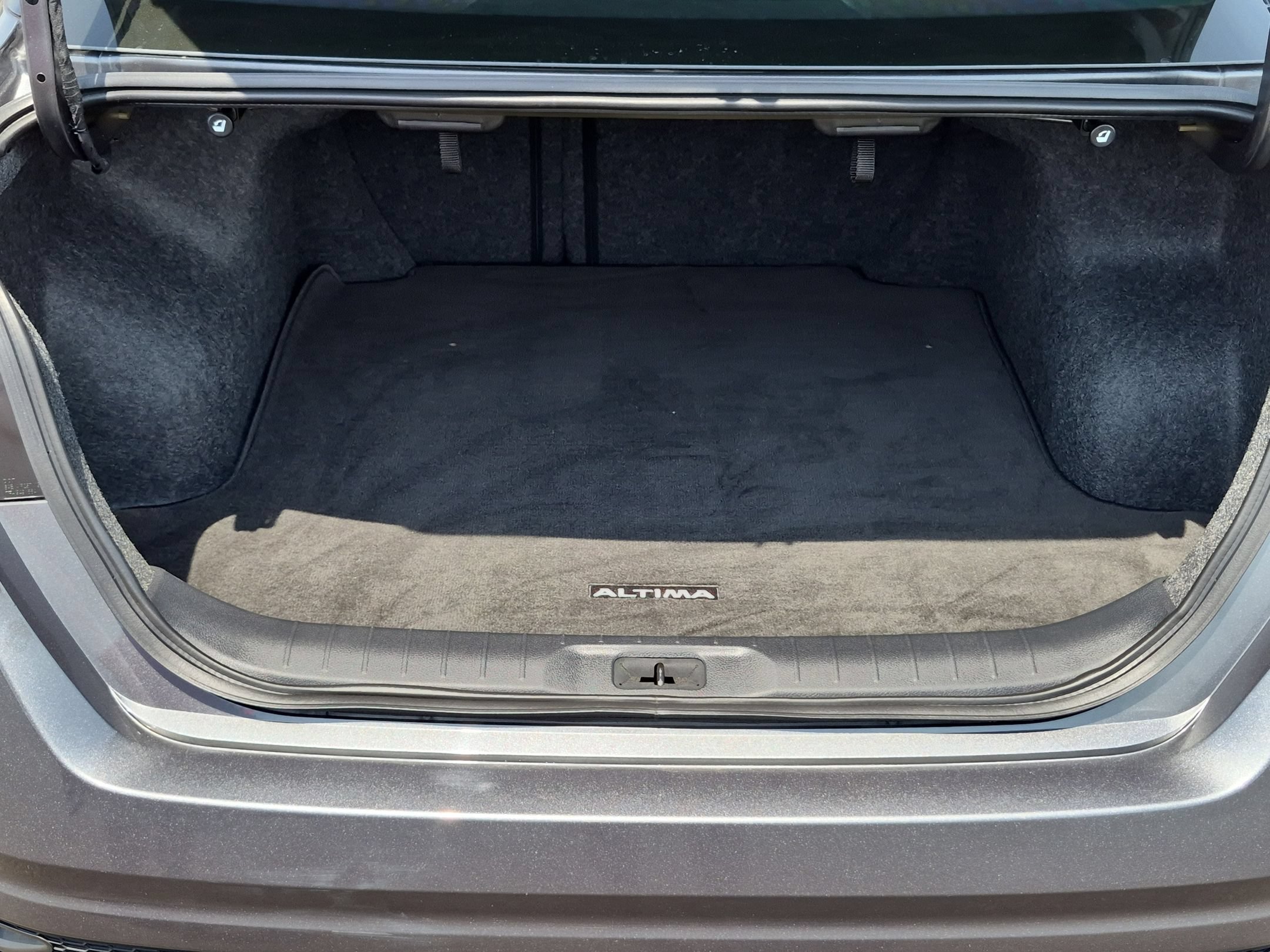 Used 2022 Nissan Altima 2.5 S FWD image 28