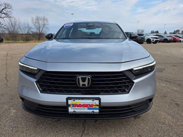 Used 2024 Honda Accord Sport image 3