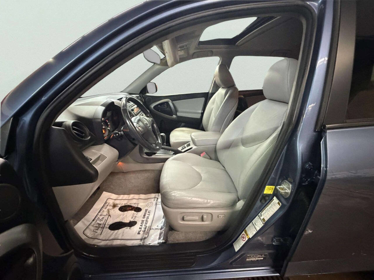 Used 2012 Toyota RAV4 Limited w/ Premium Plus Value Pkg image 16