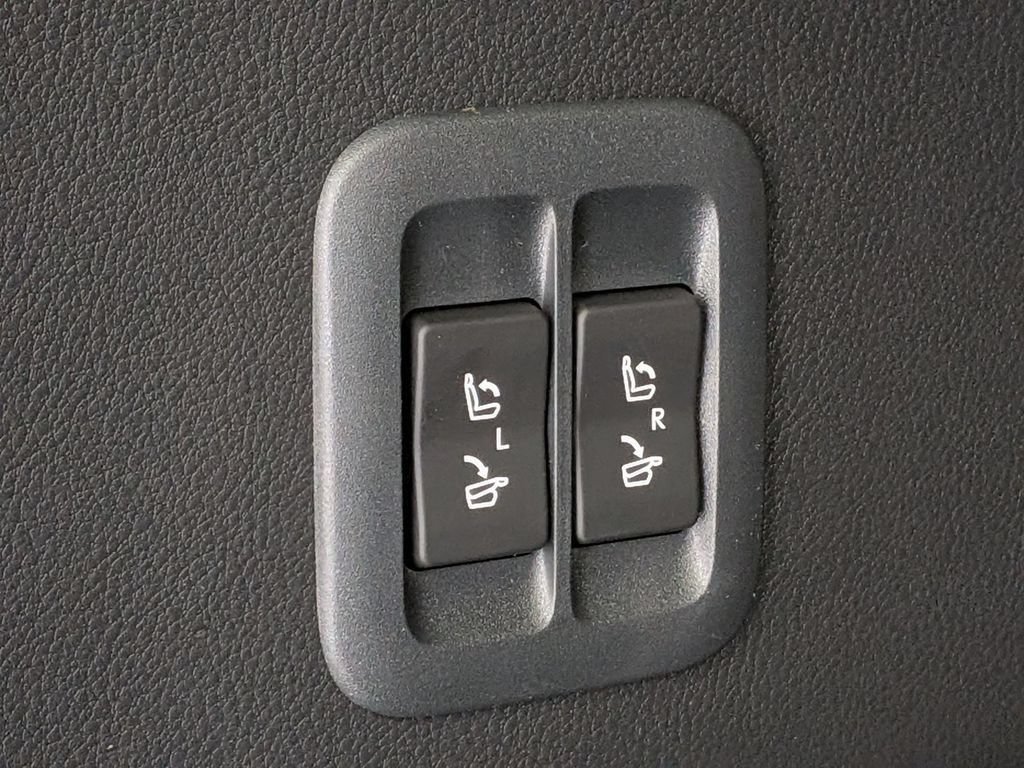 New 2026 Lexus TX 500h AWD w/ Technology Package image 34