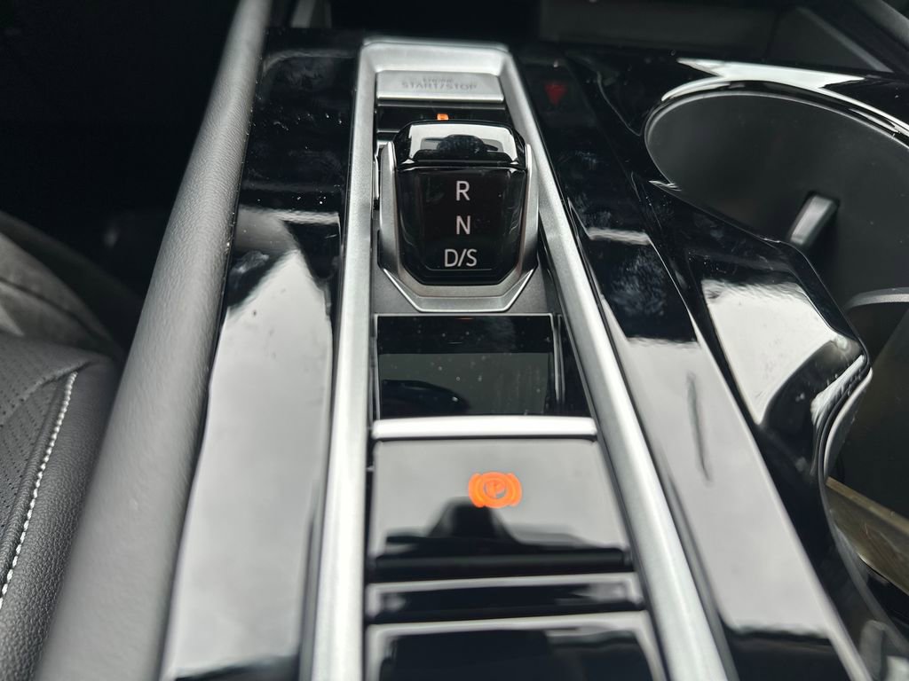 New 2026 Volkswagen Atlas SE image 12