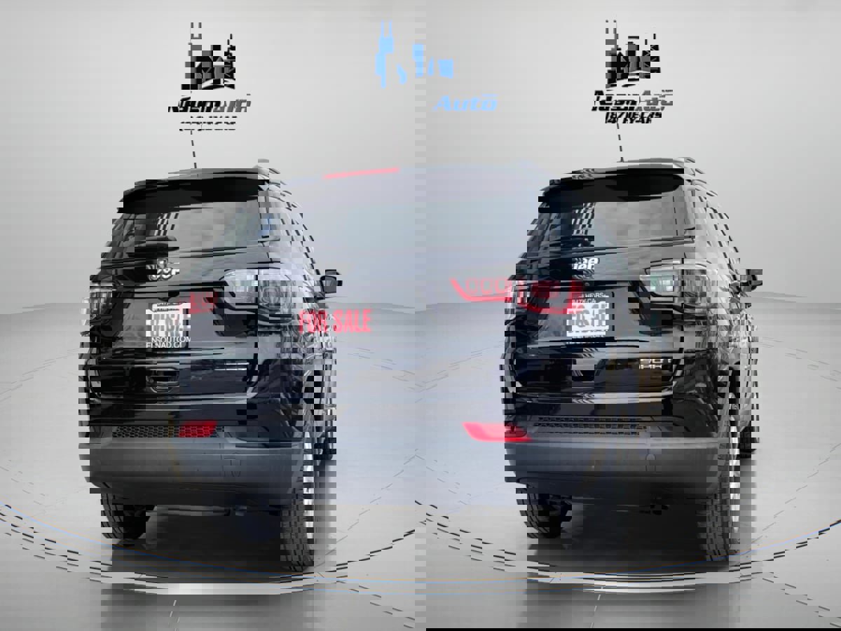 Used 2018 Jeep Compass Sport image 5