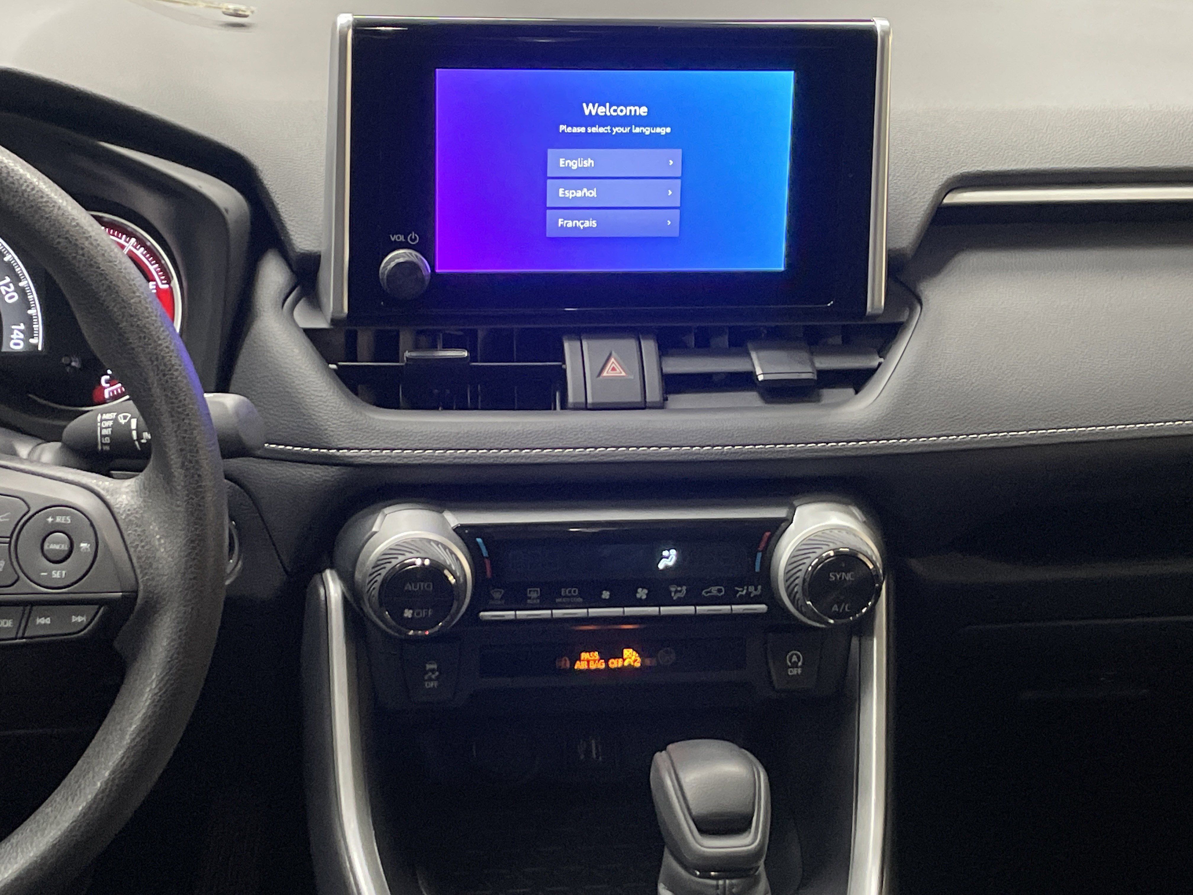 Used 2025 Toyota RAV4 XLE w/ Convenience Package image 31