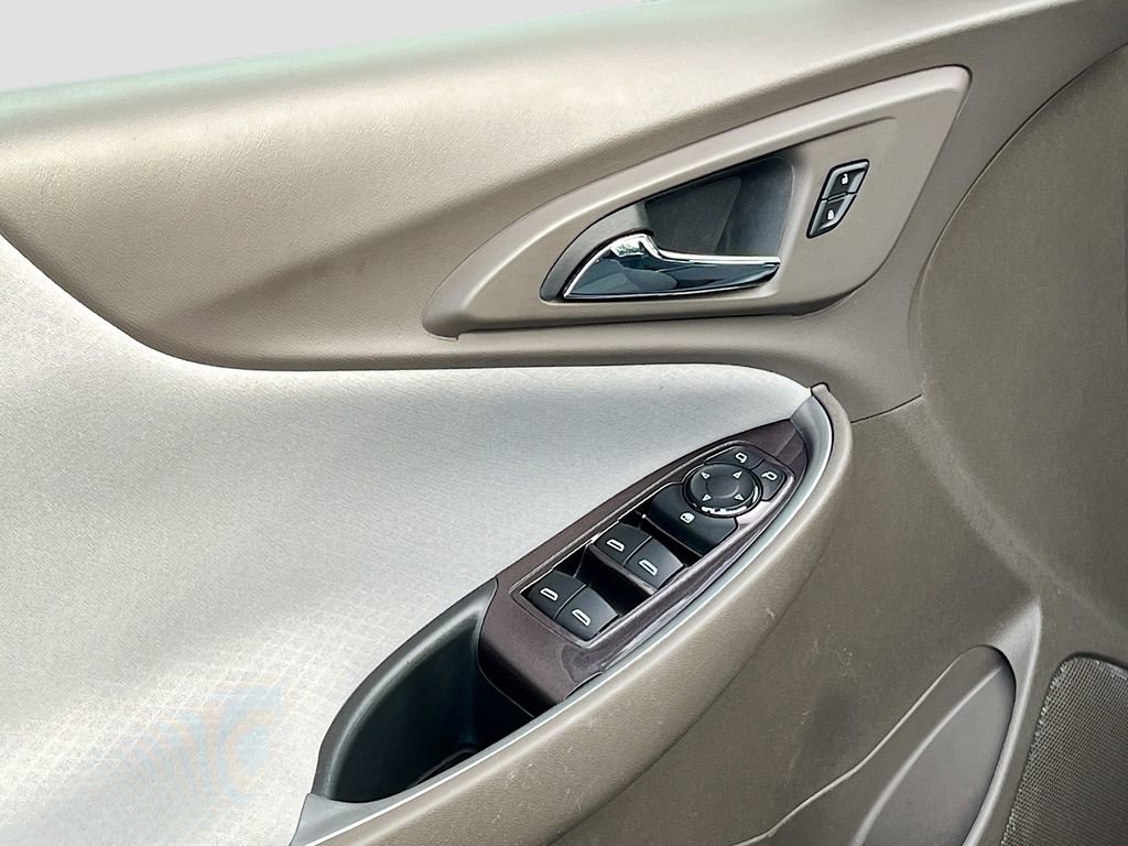 Used 2022 Chevrolet Malibu LS w/ LPO, Convenience Package 1 image 17