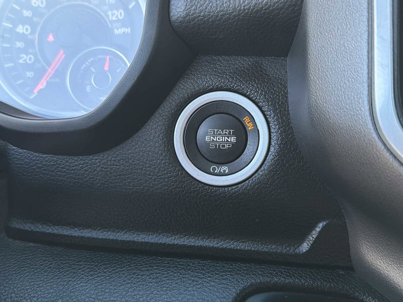 Used 2021 RAM 1500 Big Horn image 9