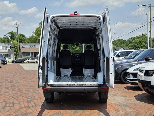 New 2025 Mercedes-Benz Sprinter 2500 image 31