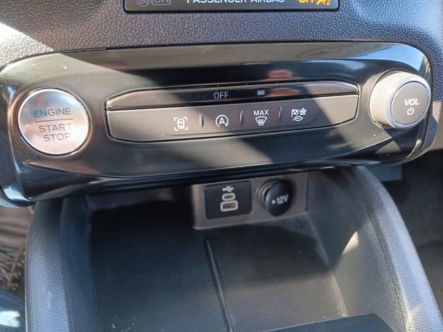 Used 2024 Ford Escape Active w/ Tech Pack #1 AWD/4WD image 8