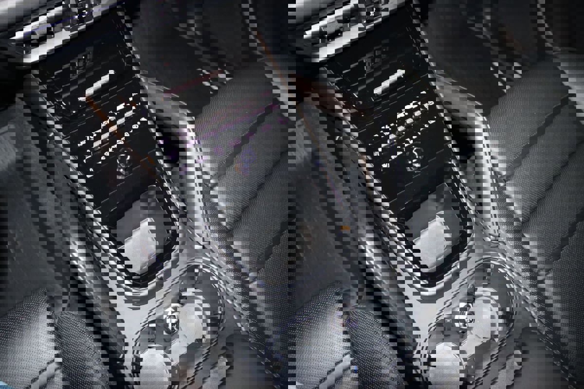 Used 2024 Porsche Cayenne image 52