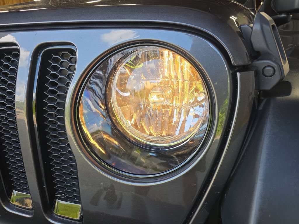 Used 2021 Jeep Wrangler Unlimited Sport AWD/4WD image 29