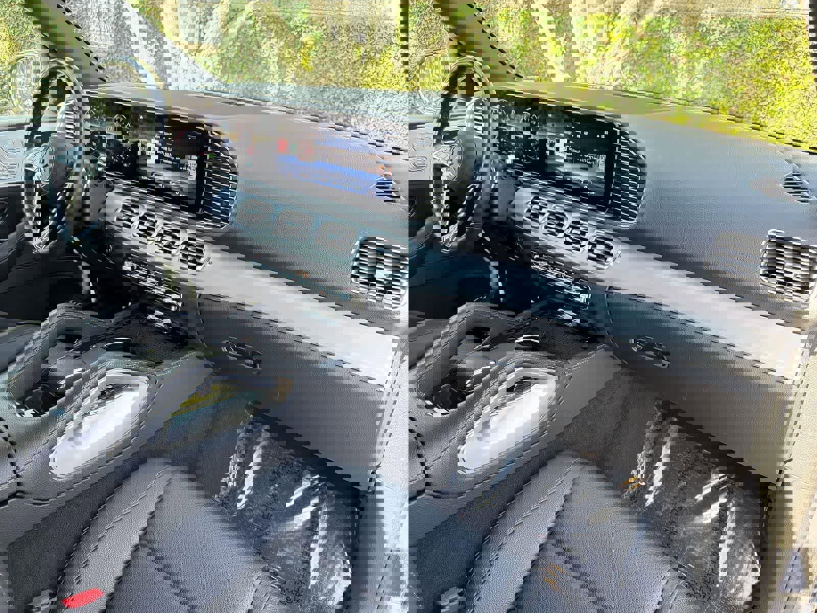 Used 2024 Mercedes-Benz GLE 450e 4MATIC image 37