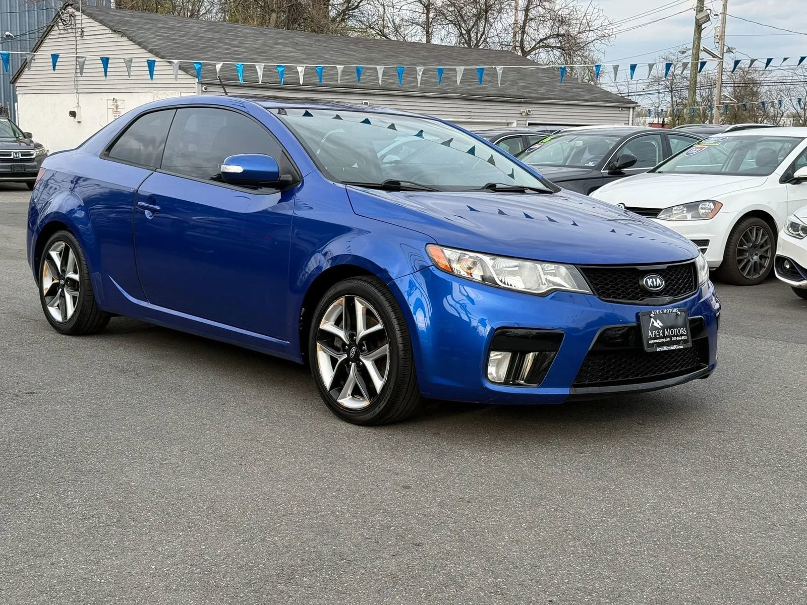 Used 2010 Kia Forte Koup SX image 1