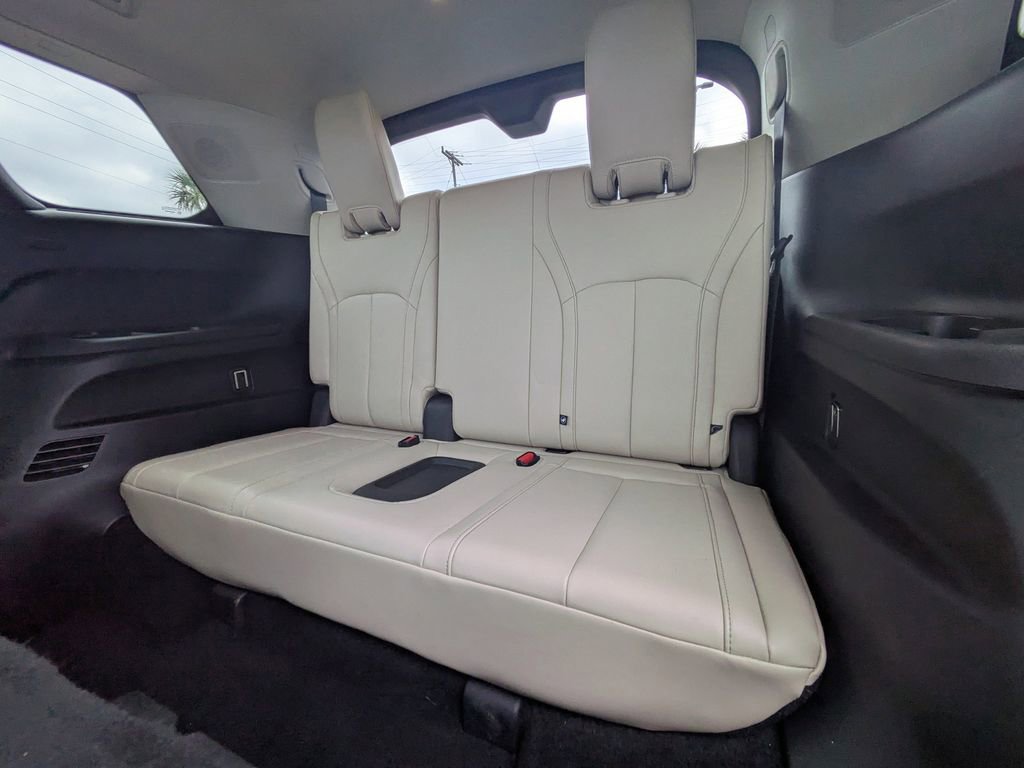 Certified 2022 INFINITI QX60 Sensory w/ Vision Package image 15