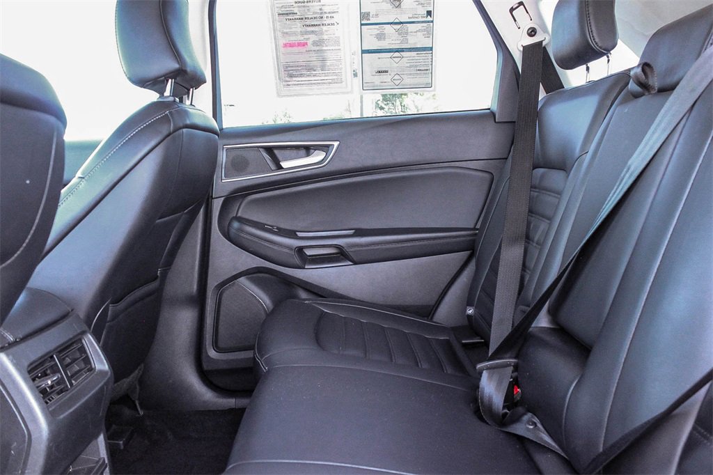 Used 2024 Ford Edge SEL image 23