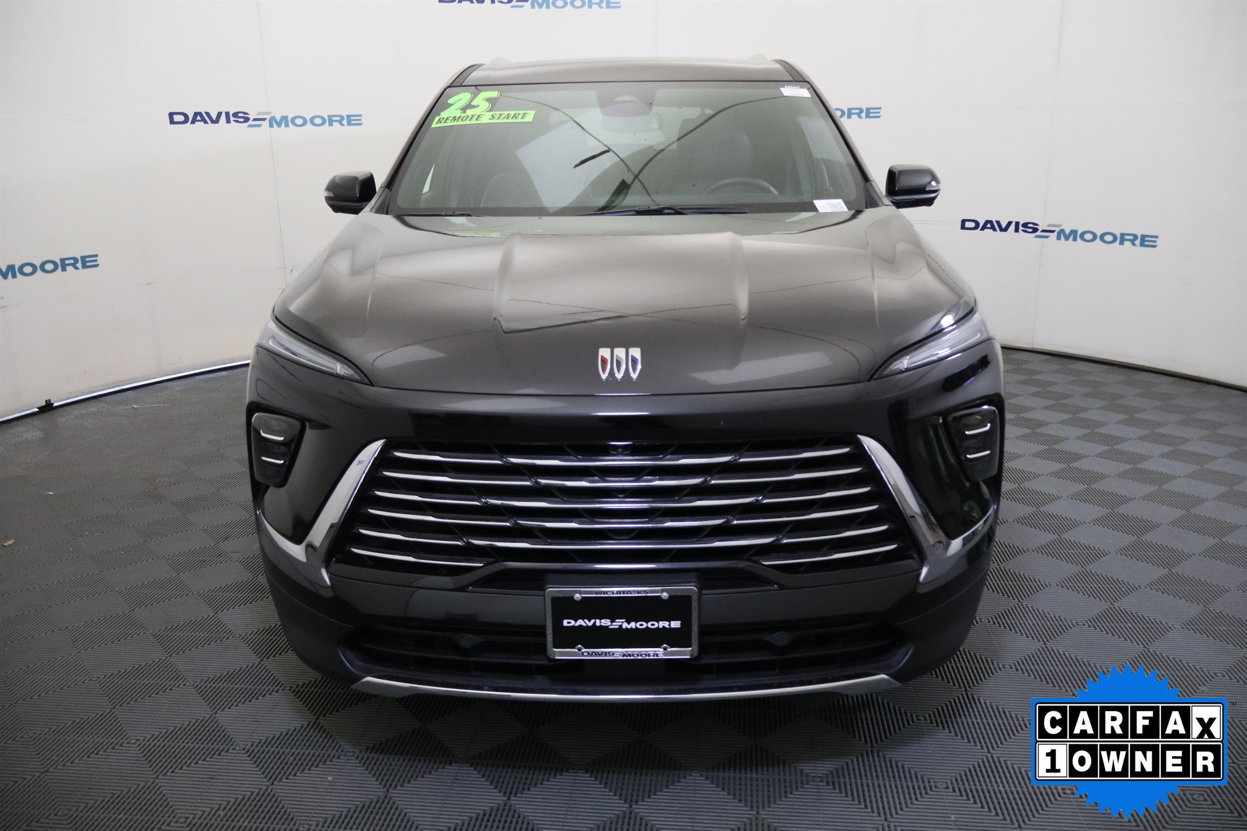 Used 2025 Buick Enclave Preferred FWD image 14