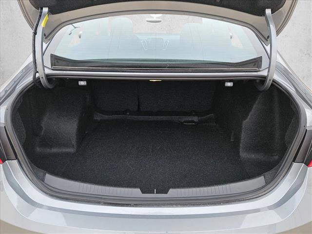 Used 2025 Chevrolet Malibu LT FWD image 6