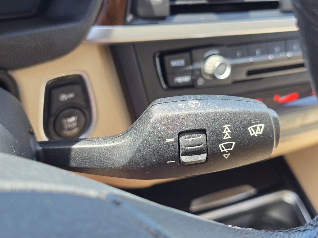 Used 2015 BMW 328i xDrive Sedan AWD/4WD image 32