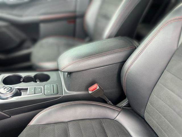 Used 2021 Ford Escape SEL w/ Equipment Group 302A image 43